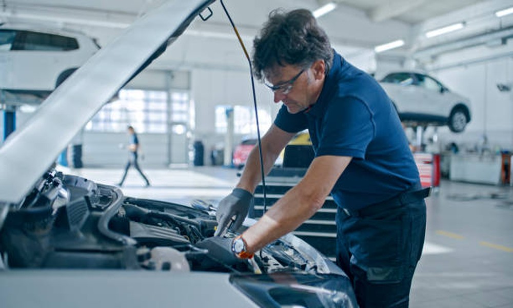 Car Paint Damage Repair: Understanding Color Blending Techniques