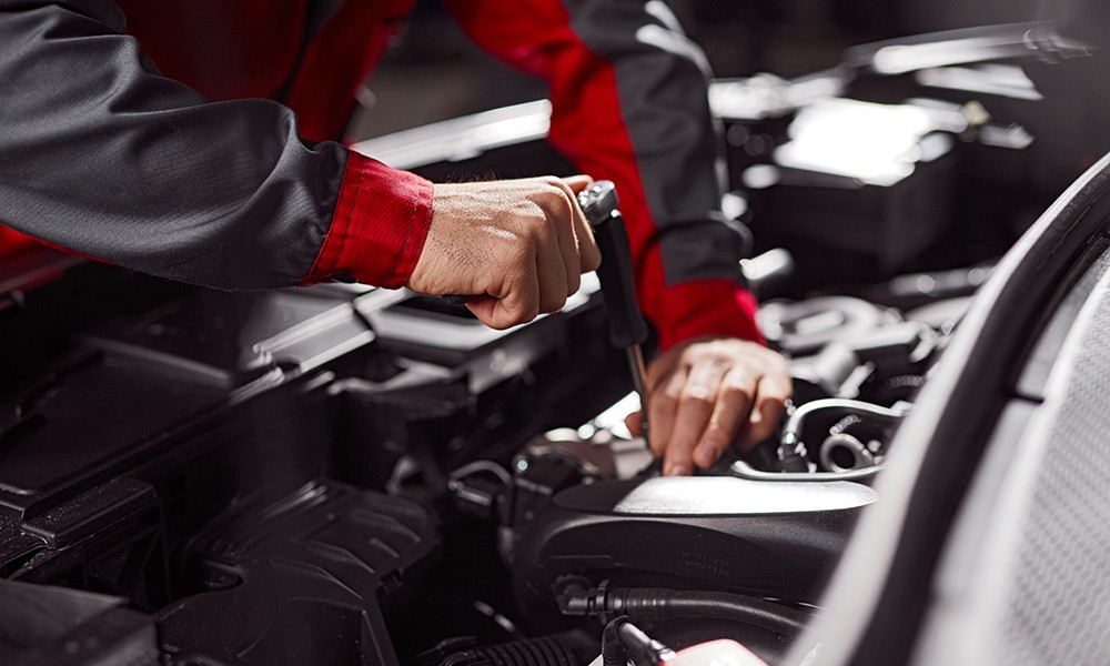 How Professional Car Service Improves Clutch Functionality and Driving Experience Overall